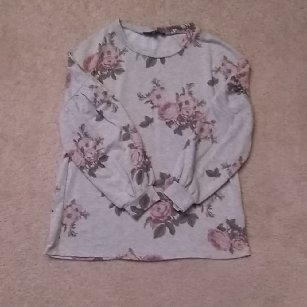 Fred David Flare Sleeve Rose Sweatshirt